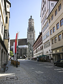 St.-Georgs-Kirche mit Turm Daniel
